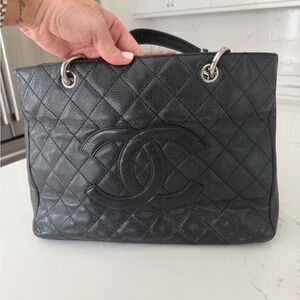 CHANEL Black Quilted Tote